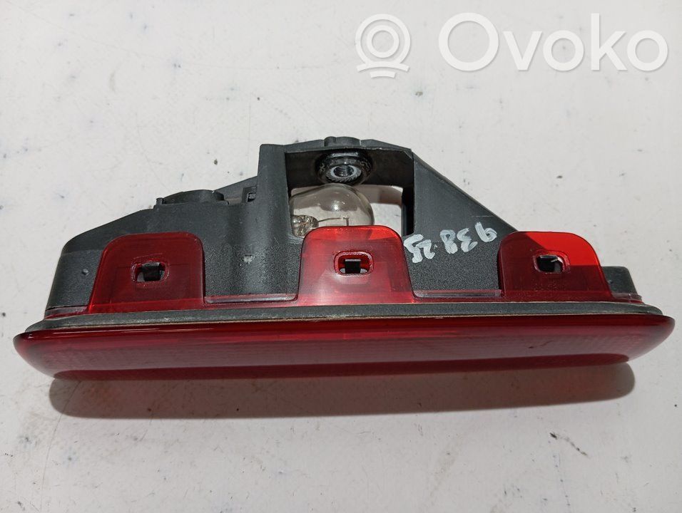 Renault Express Third/center stoplight 