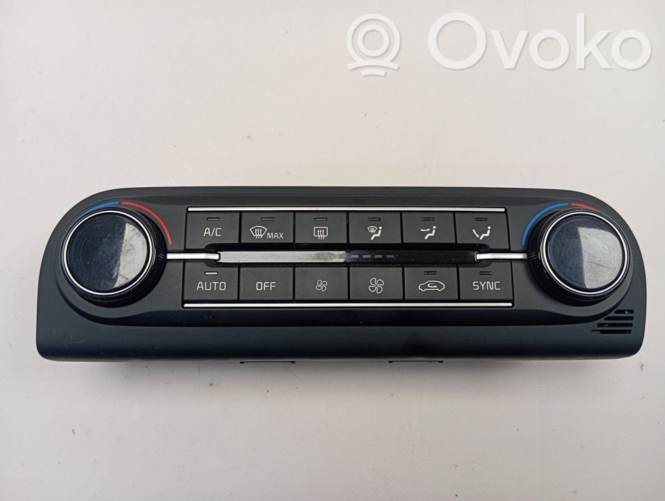 KIA Ceed Air conditioner control unit module 