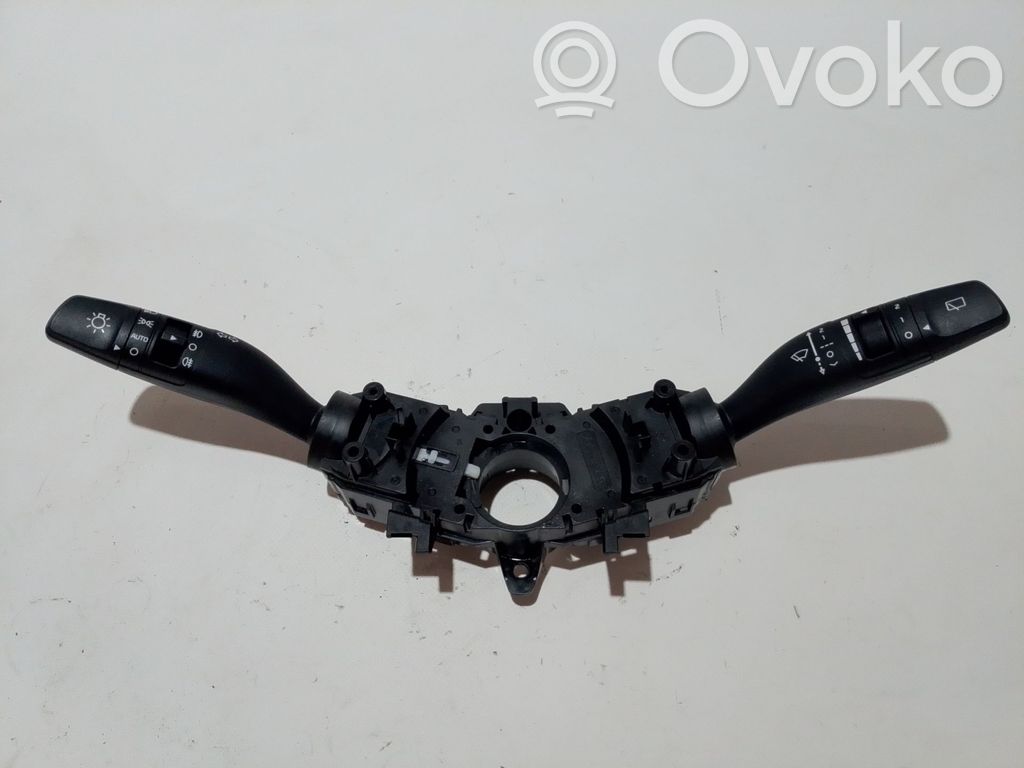 KIA Stonic Multifunctional control switch/knob 