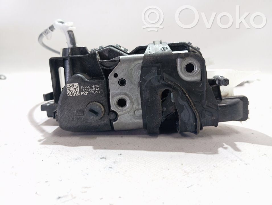 Peugeot Partner III Etuoven lukko 