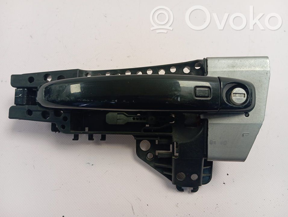Manecilla externa puerta delantera   6T1837885B
