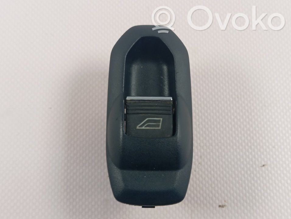 Interruptor del elevalunas eléctrico   1850432