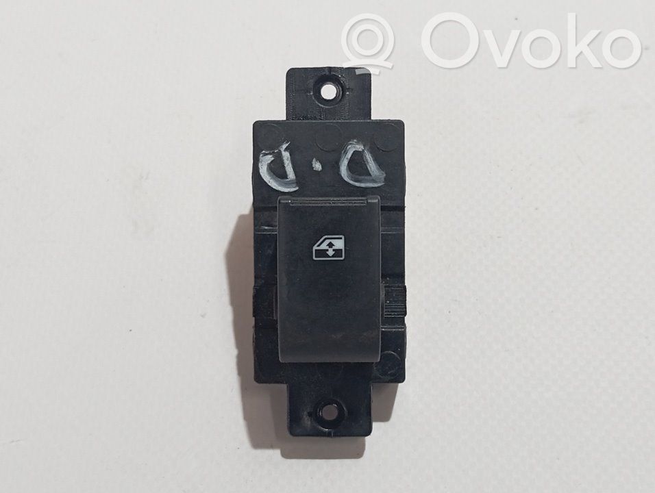 Chevrolet Captiva Interruttore di controllo dell’alzacristalli elettrico
