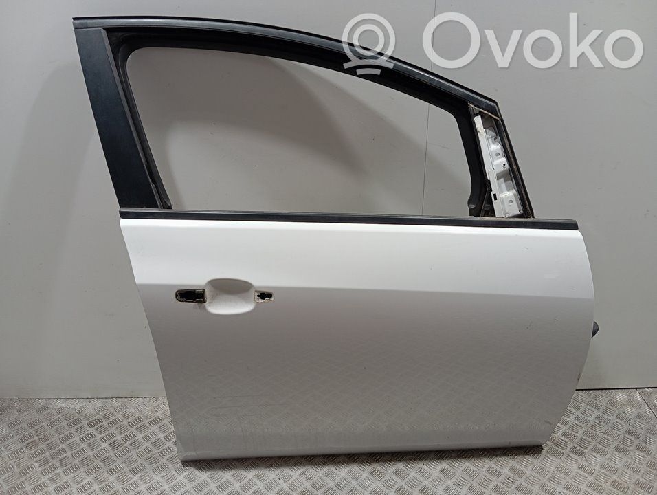 Opel Astra H Front door 