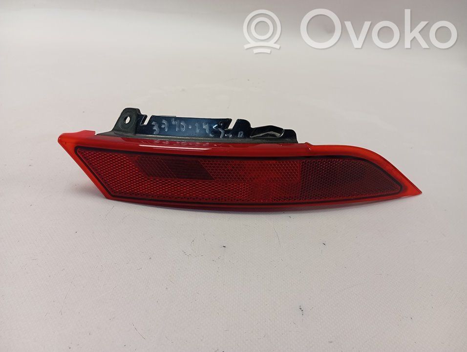 Land Rover Discovery 5 Rear fog light 