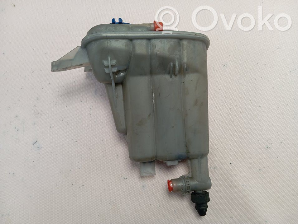Audi A5 Sportback 8TA Vaso di espansione carburante