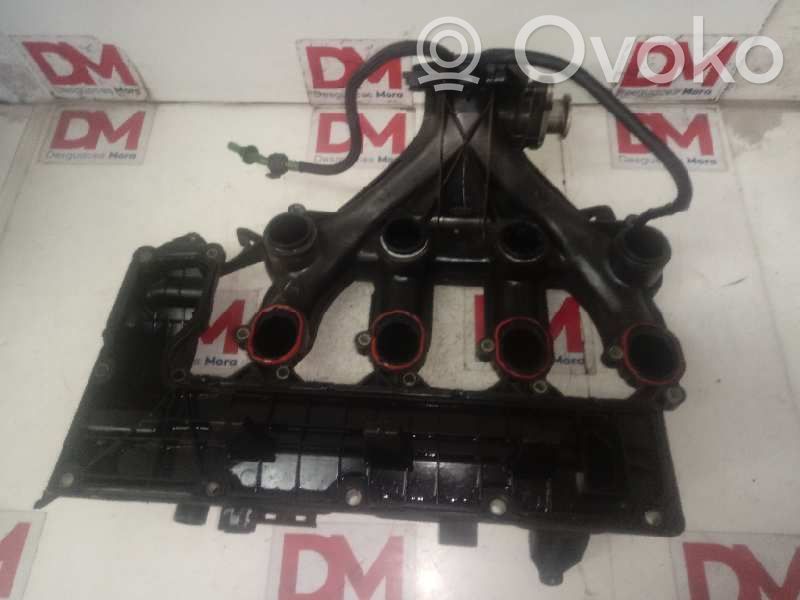 Peugeot 307 Intake manifold 