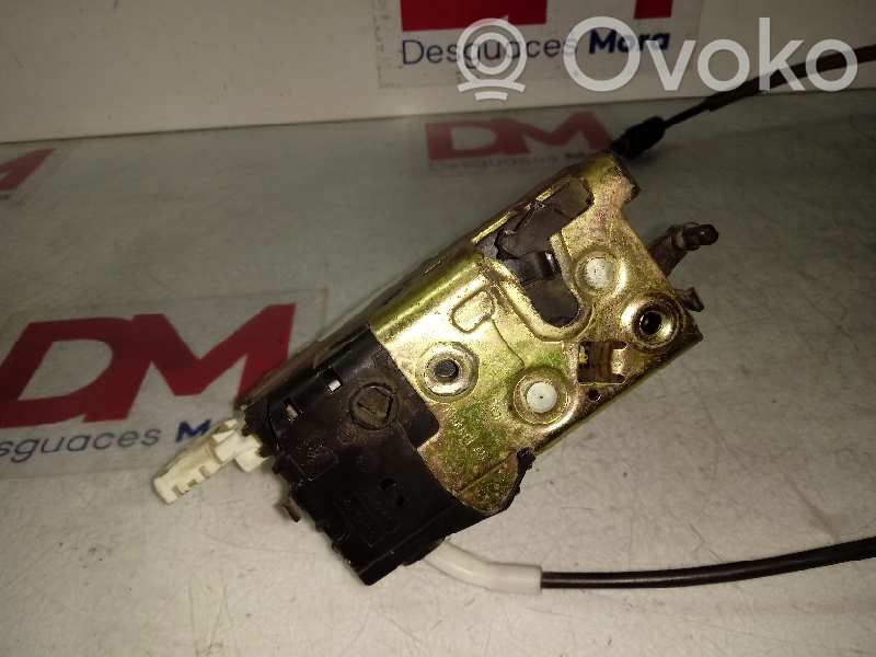 Citroen C4 I Zamek drzwi przednich 
