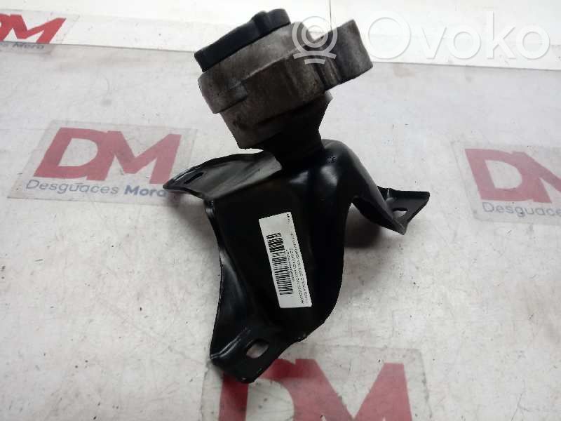 Ford Focus Engine mount bracket 