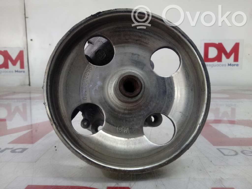 Peugeot 807 Power steering pump 