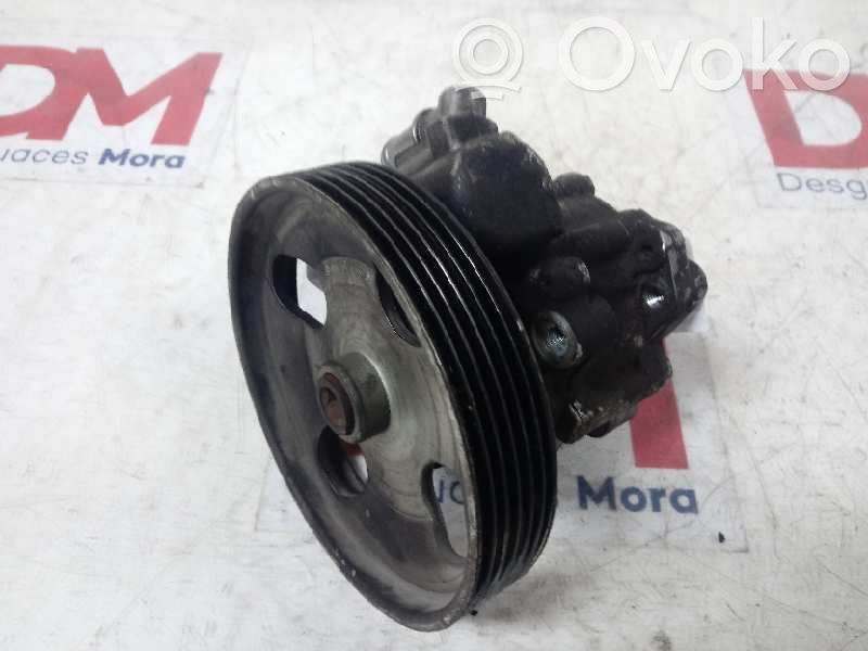 Peugeot 807 Power steering pump 