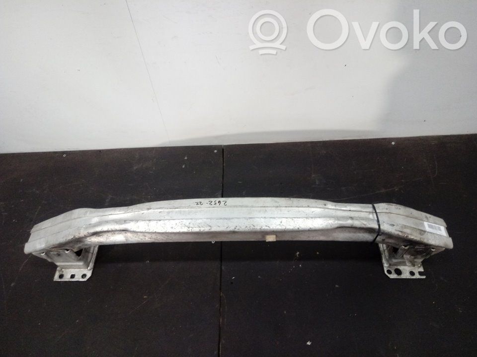 Front bumper mounting bracket