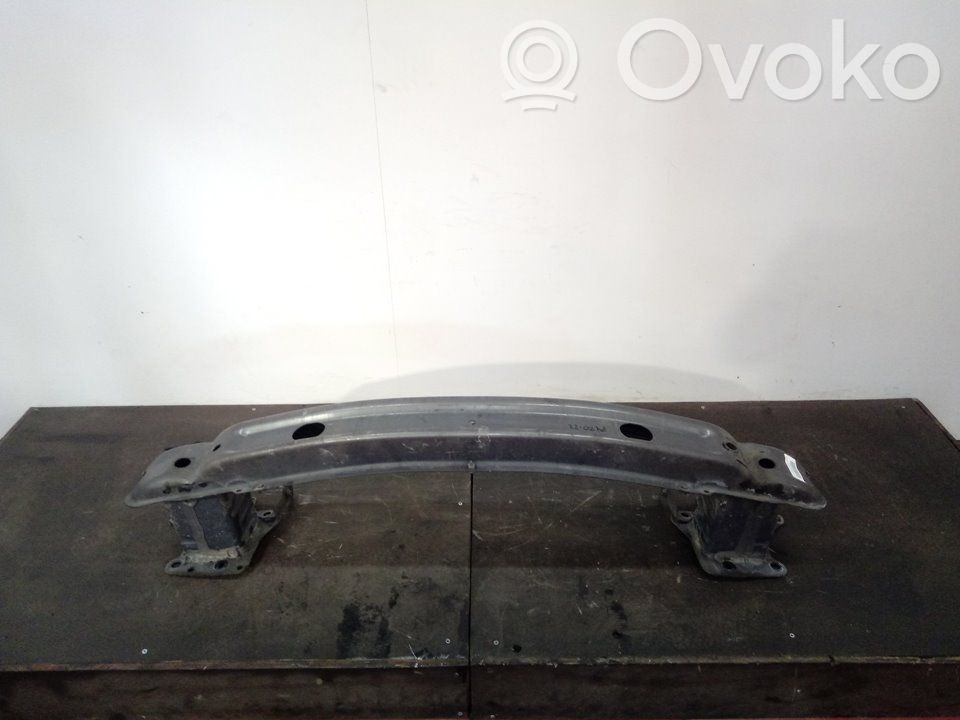 Soporte del parachoques delantero