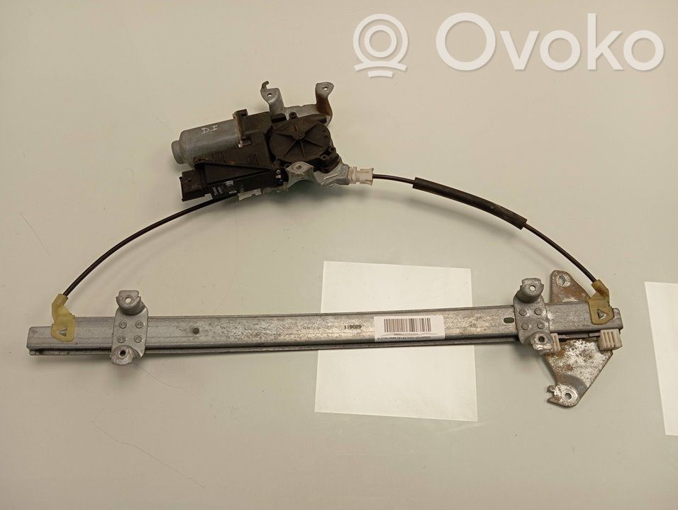 Nissan Navara Macara geam față manuală 