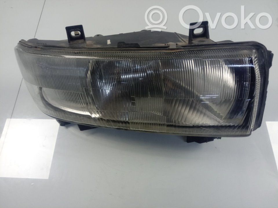 Renault Mascott Lampa przednia 