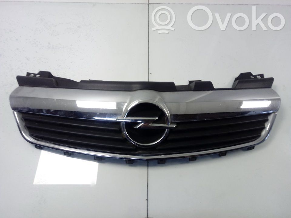 Opel Zafira B Kühlergrill
