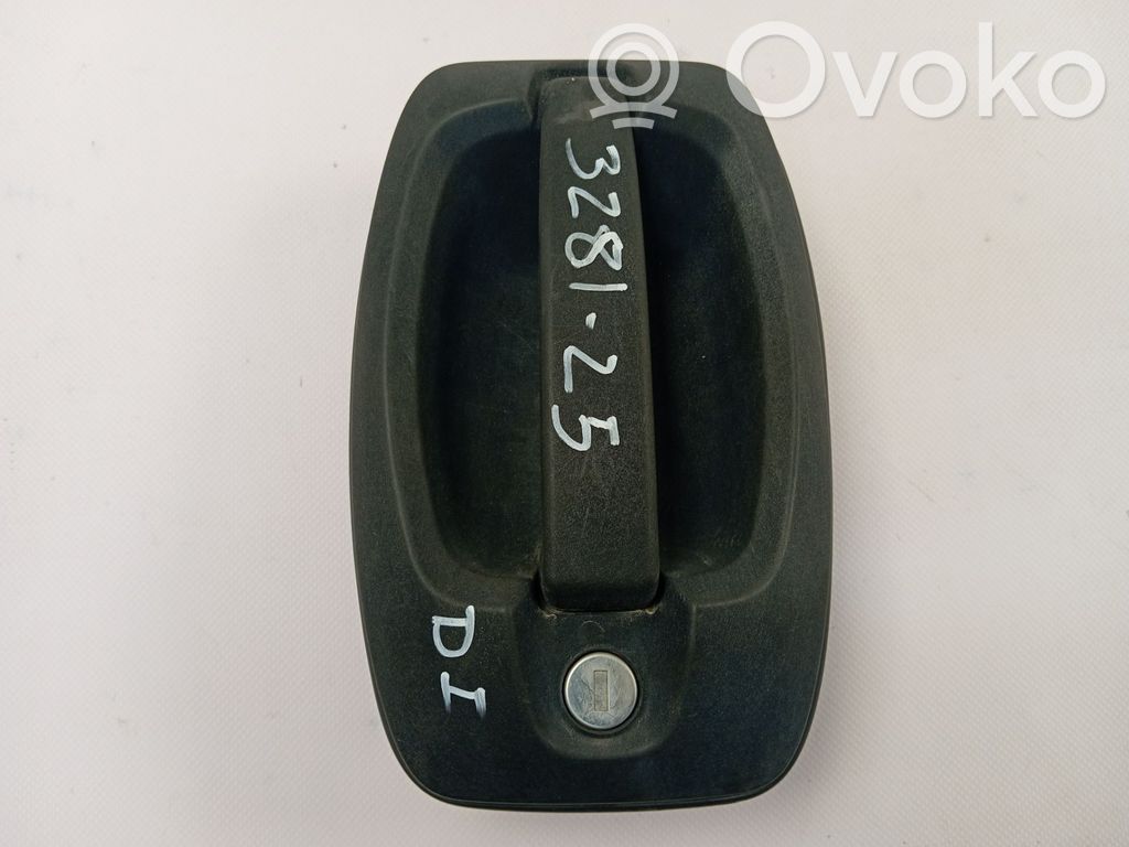 Manecilla externa puerta delantera