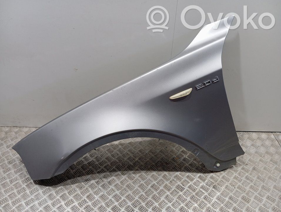 BMW X3 E83 Sparnas 