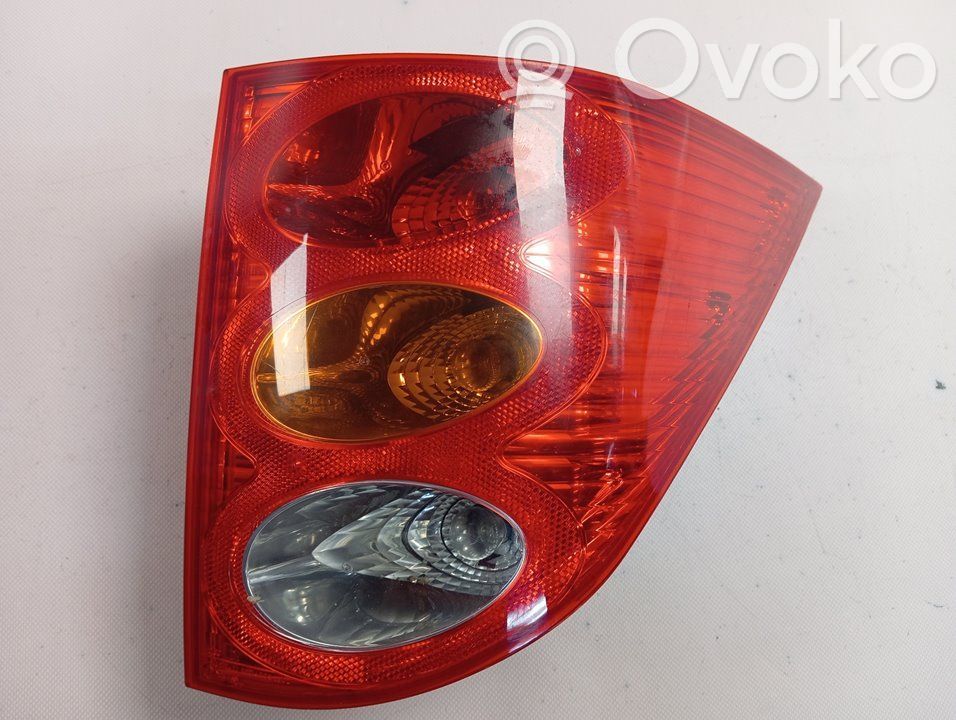 Lampa tylna