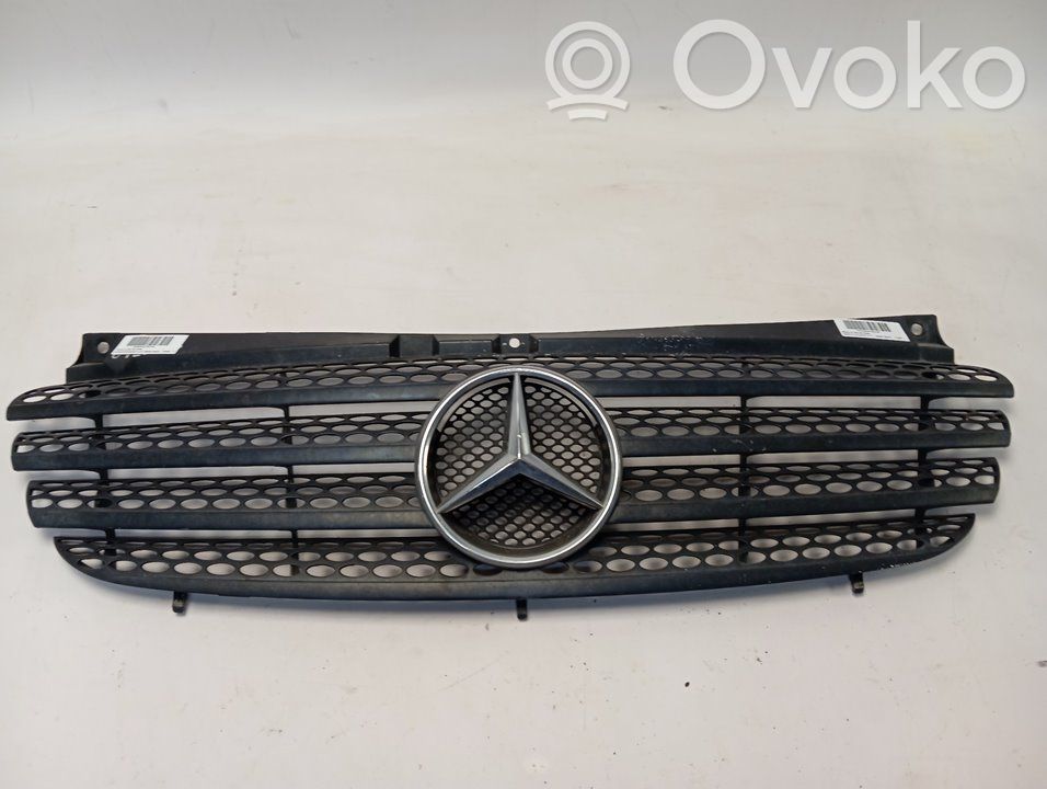 Mercedes-Benz Vito Viano W639 Grille de calandre avant