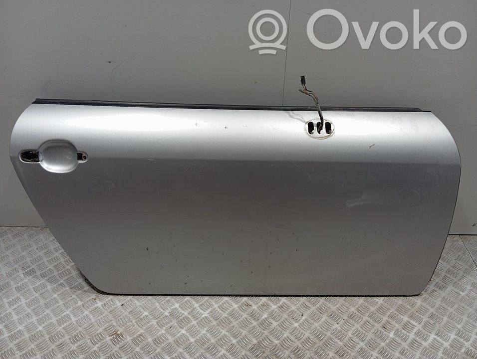 Drzwi przednie   8N0831052C