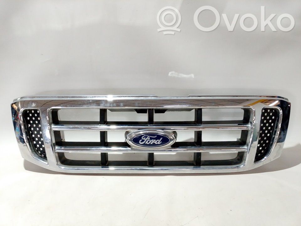 Grille de calandre avant   1358627,3M358200EA