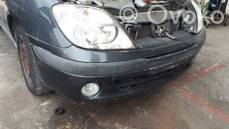Renault Megane I Parachoques delantero 