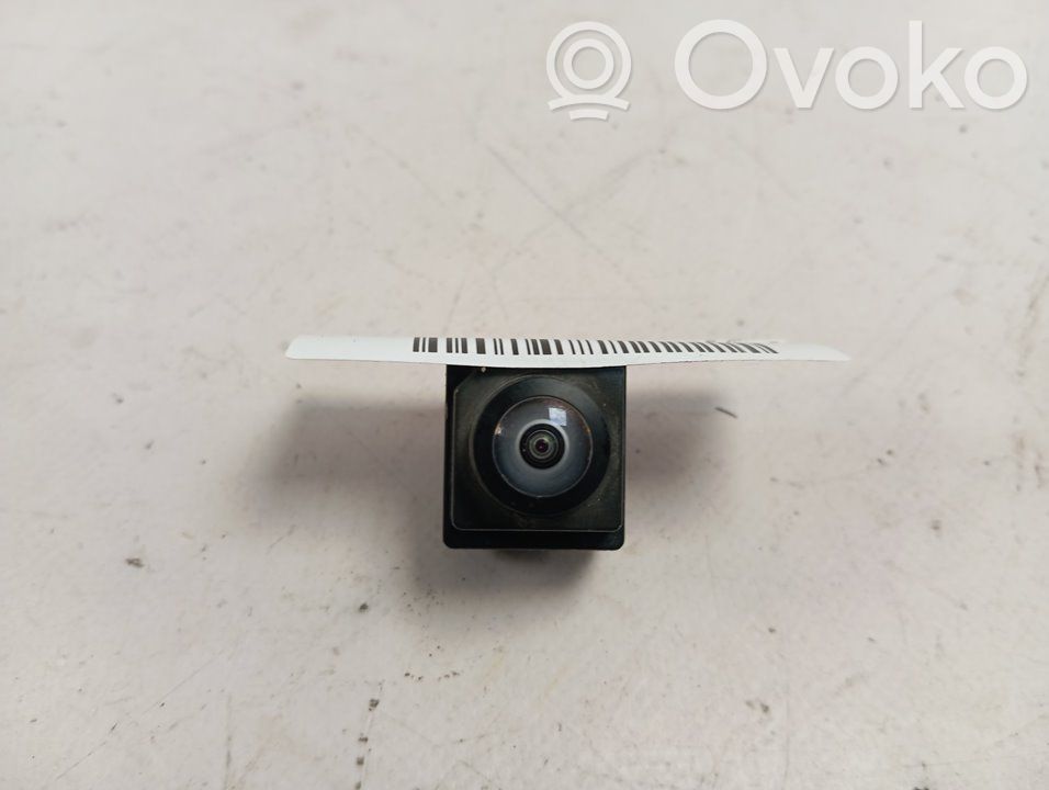 Lynk & co 01 Reversing camera 