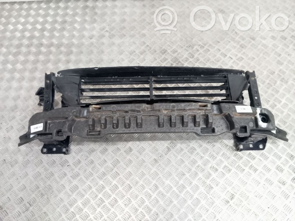 Seat Leon IV Soporte del parachoques delantero 