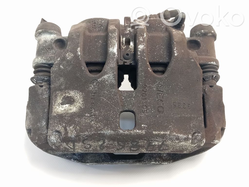 Etujarrusatula   504120471