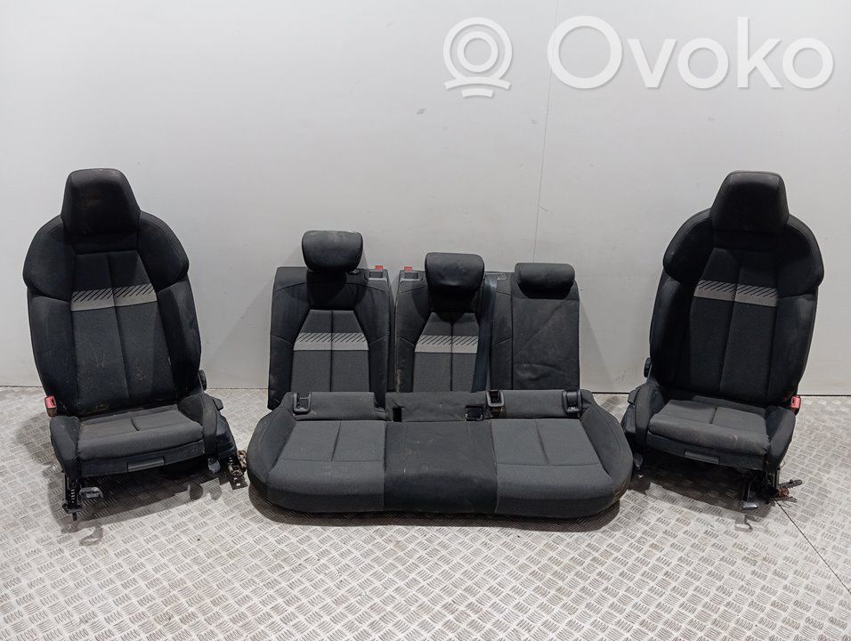 Audi A3 8Y Fotele / Kanapa / Komplet 