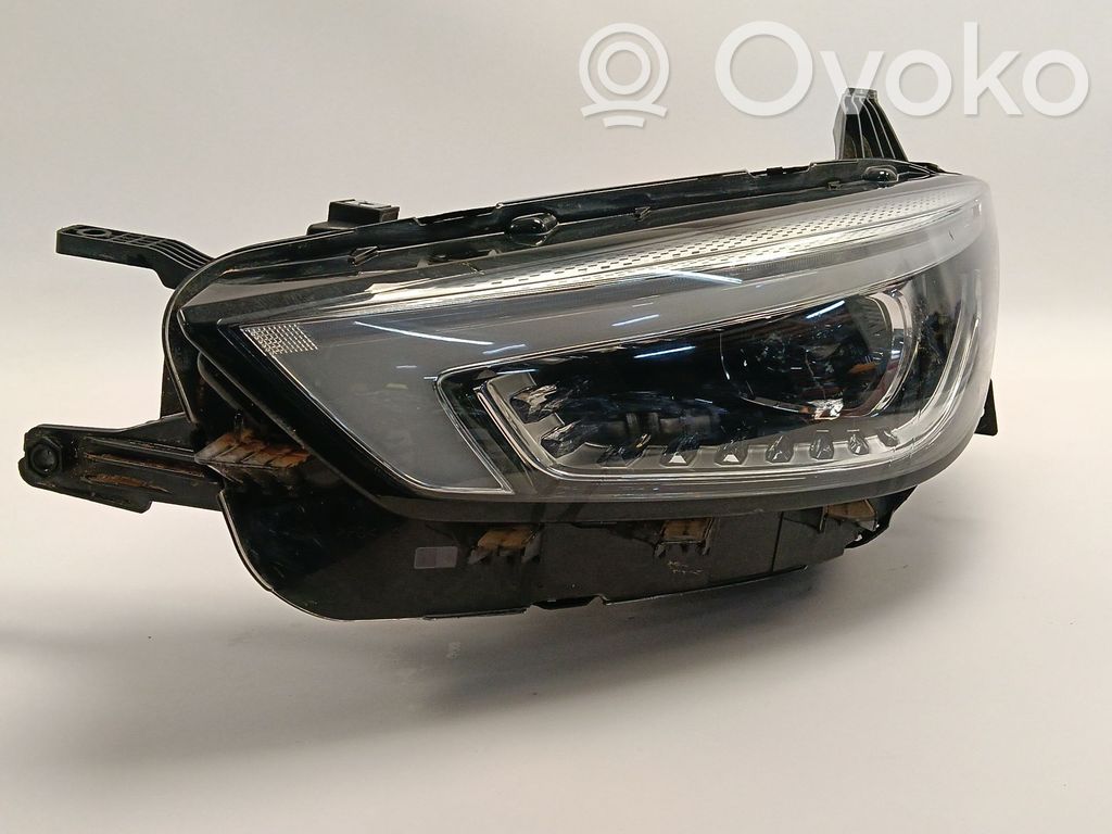 MG ZS Faro/fanale 