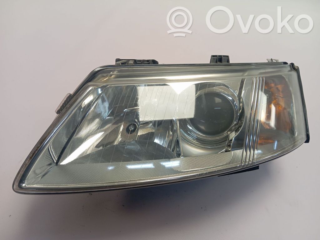 Saab 9-3 Ver2 Phare frontale 