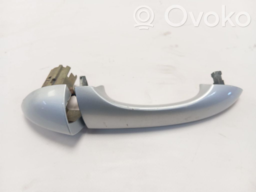 Manecilla externa puerta delantera   51218257738