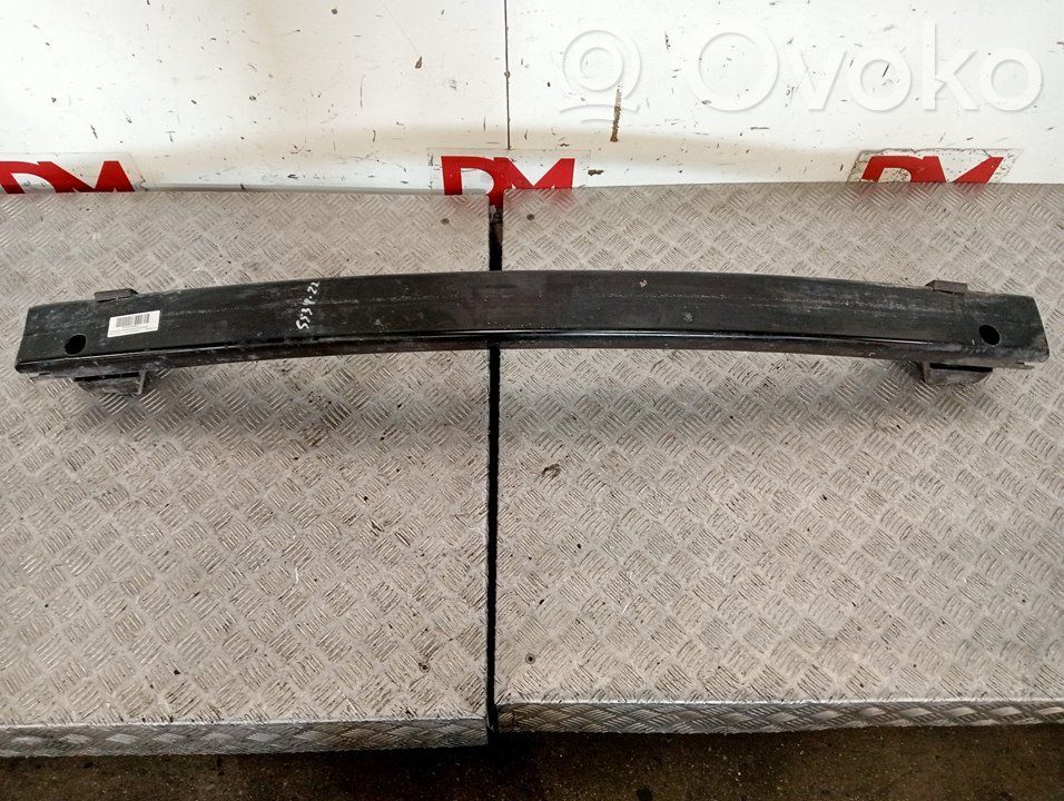 Soporte del parachoques delantero
