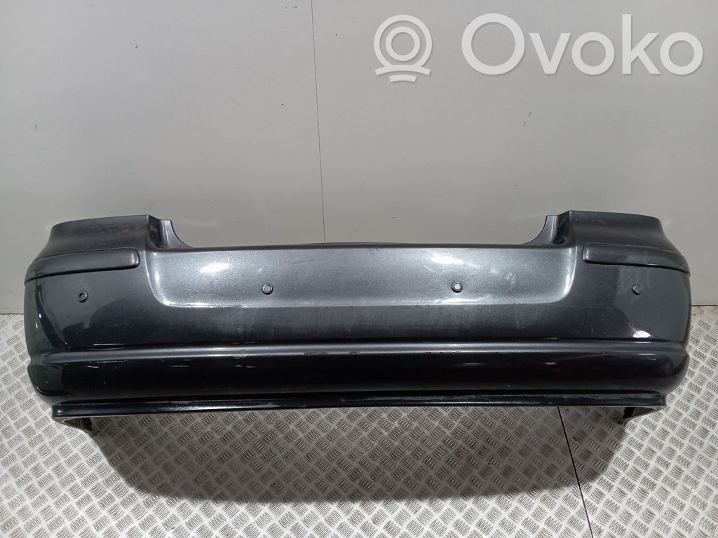 Toyota Avensis T250 Parachoques 