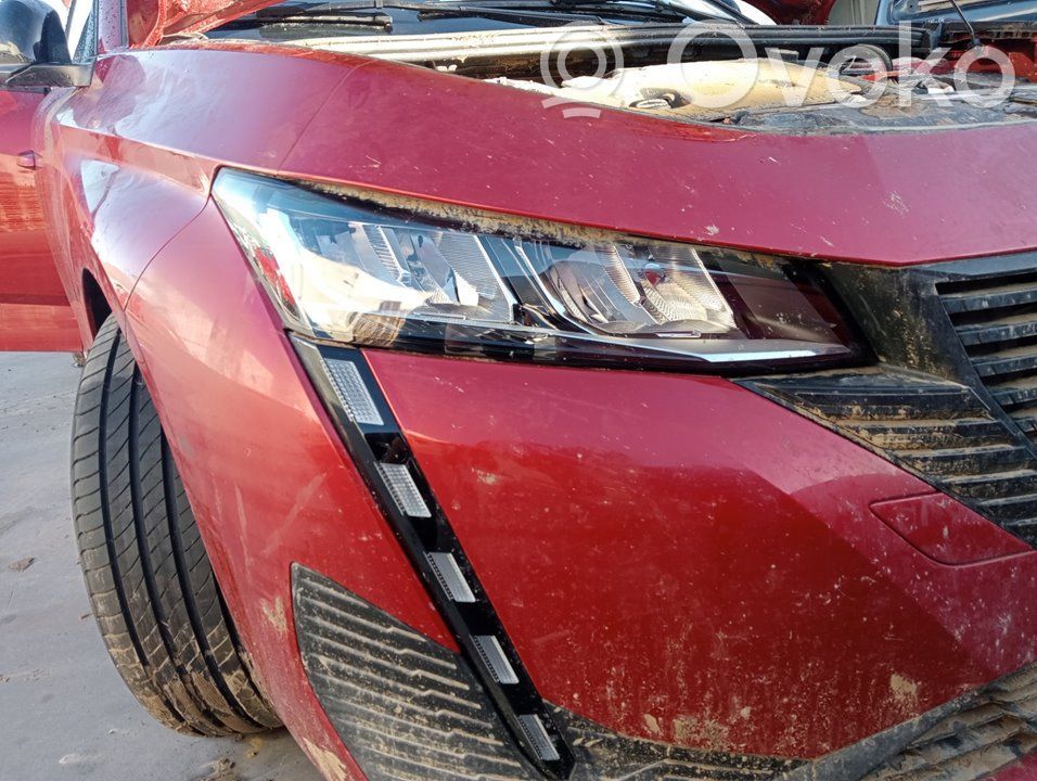 Peugeot 308 Lampa przednia 