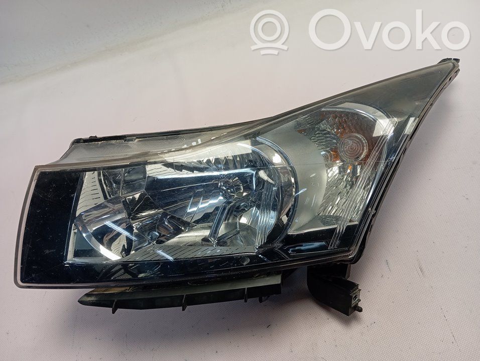 Chevrolet Cruze Scheinwerfer 