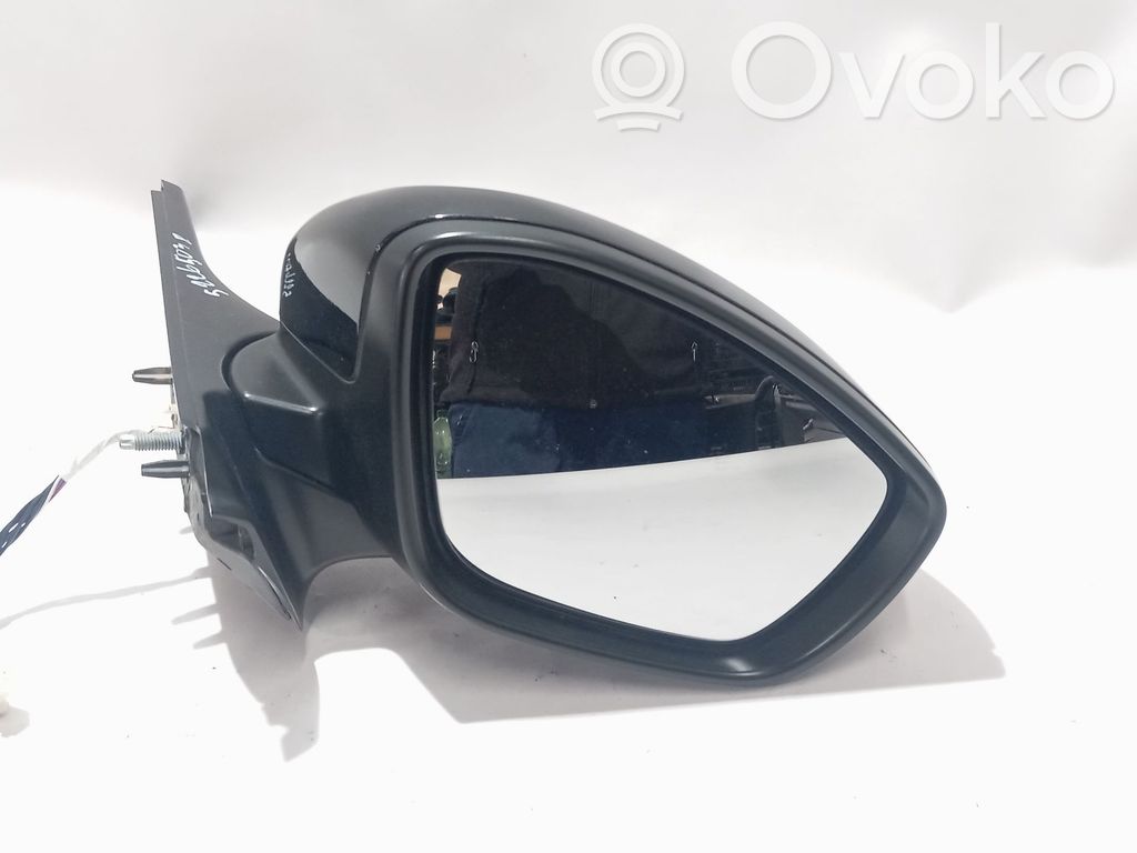 Citroen C3 Front door electric wing mirror 