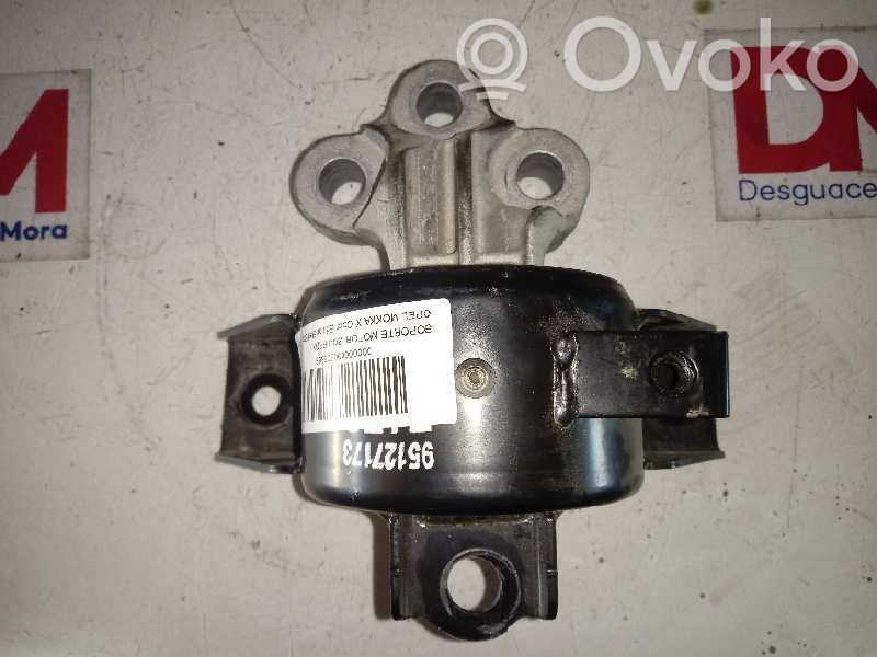 Opel Mokka X Engine mount bracket 