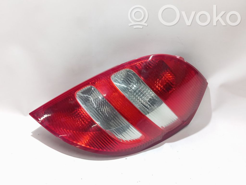 Mercedes-Benz A W169 Lampă spate în caroserie 