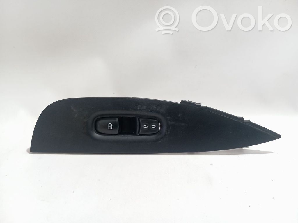 Nissan Qashqai Comutator comandă geamuri electrice 