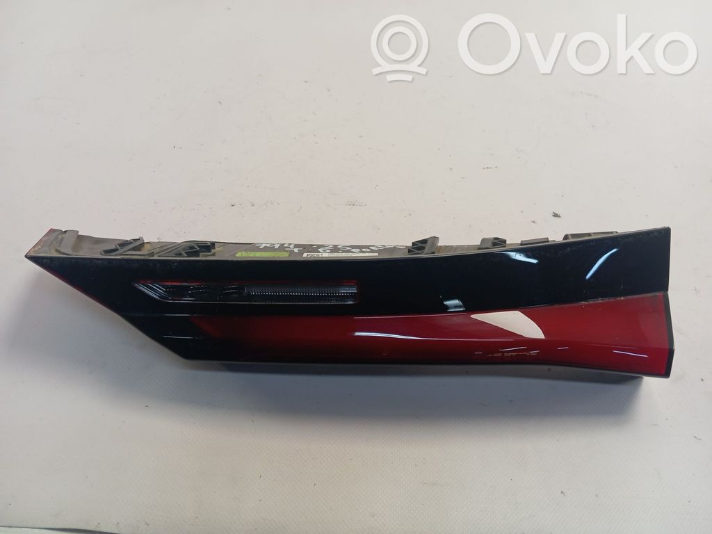 BMW X1 U11 Takaluukun takavalot 