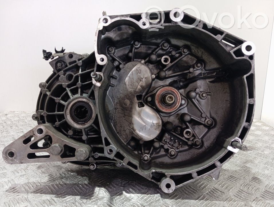 Fiat Doblo Scatola del cambio manuale a 5 velocità 