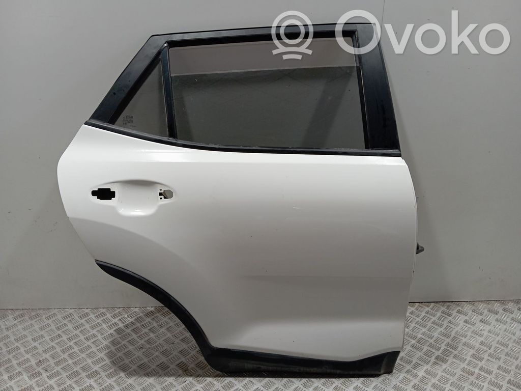 Galinės durys   77004H8401