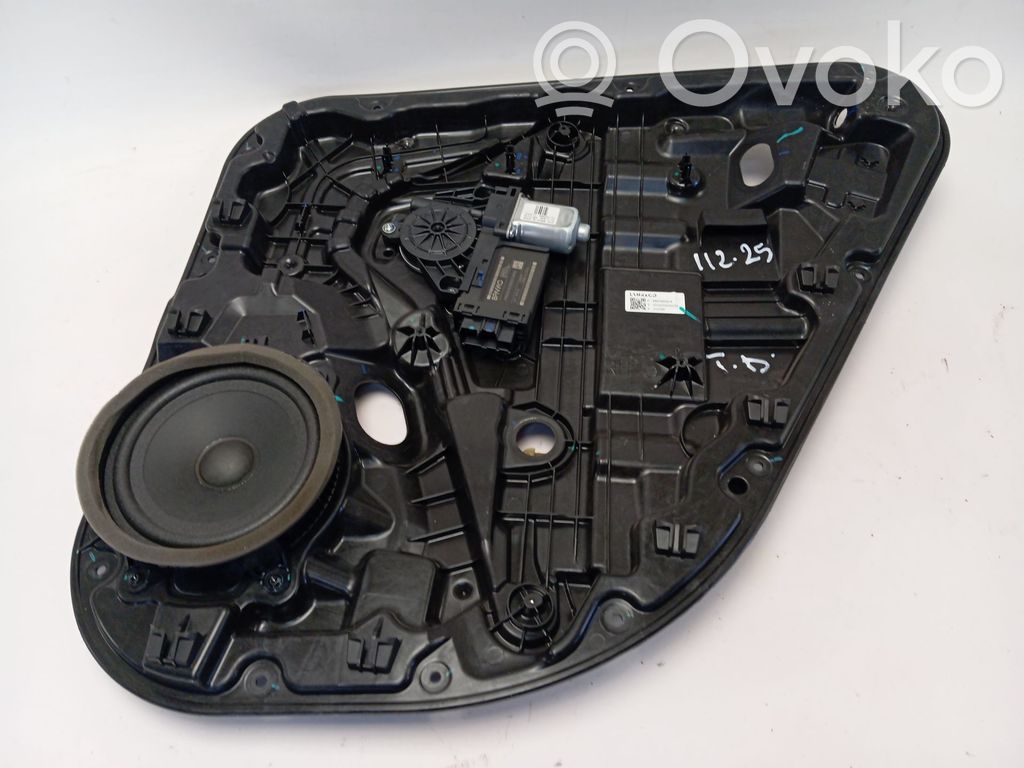 Lynk & co 01 Regulador de puerta trasera con motor 