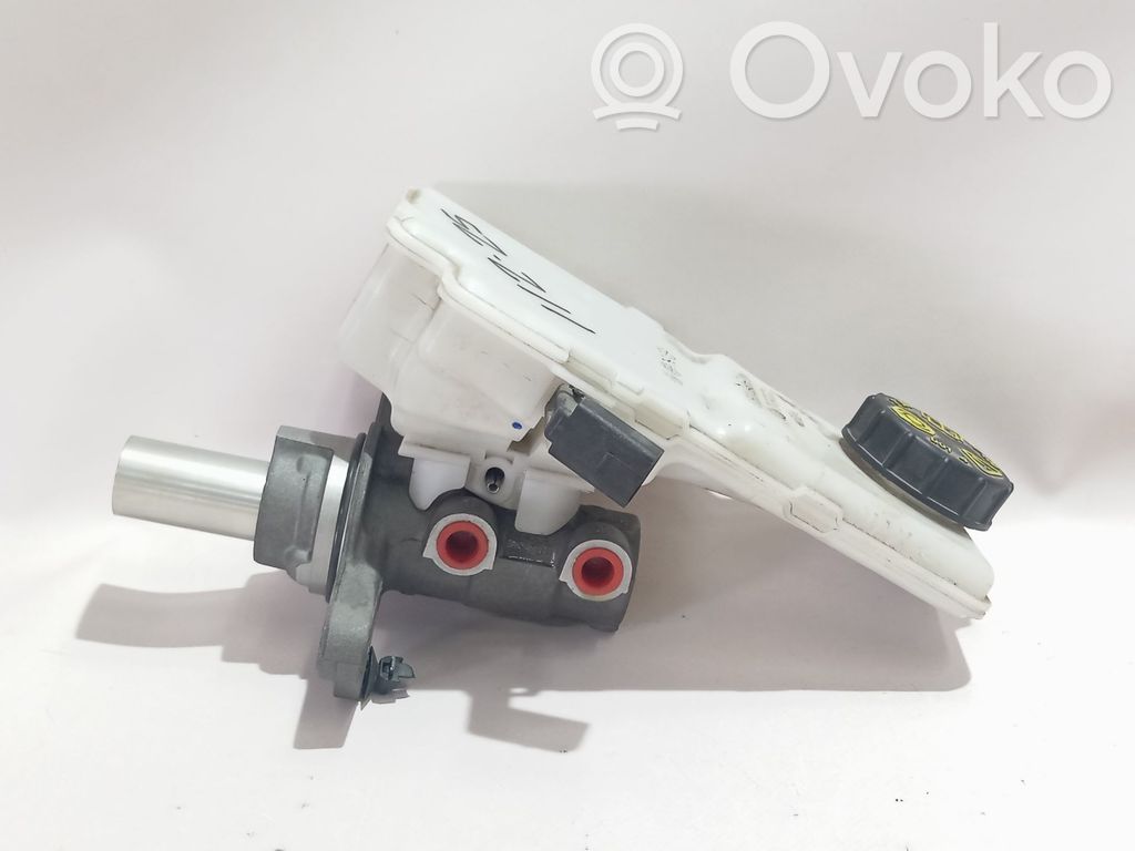 Lynk & co 01 Bomba de freno 