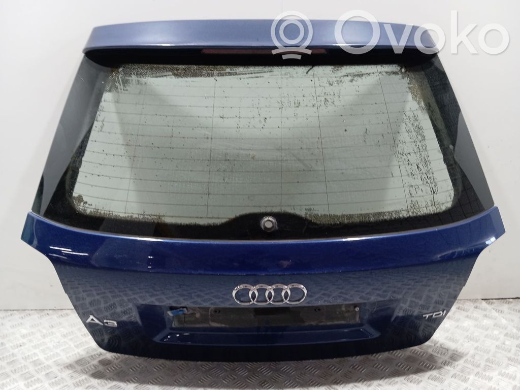 Audi A3 S3 8P Tylna klapa bagażnika 