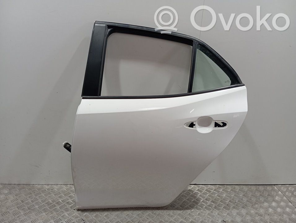Toyota Corolla E160 E170 Galinės durys 