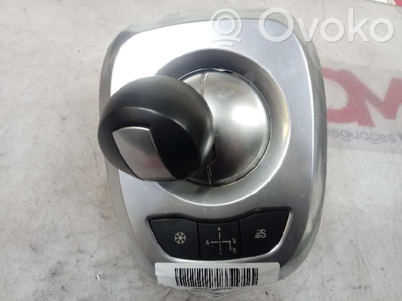 Opel Corsa D Levier de changement de vitesse 